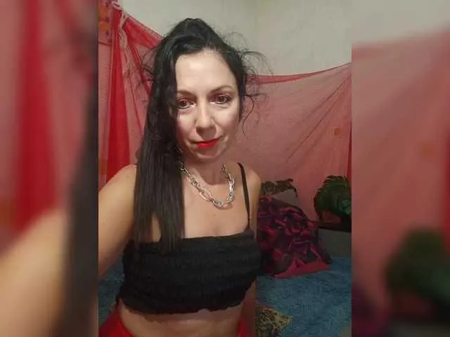 Naughty-Mailey – webcam model profile photo Image 19