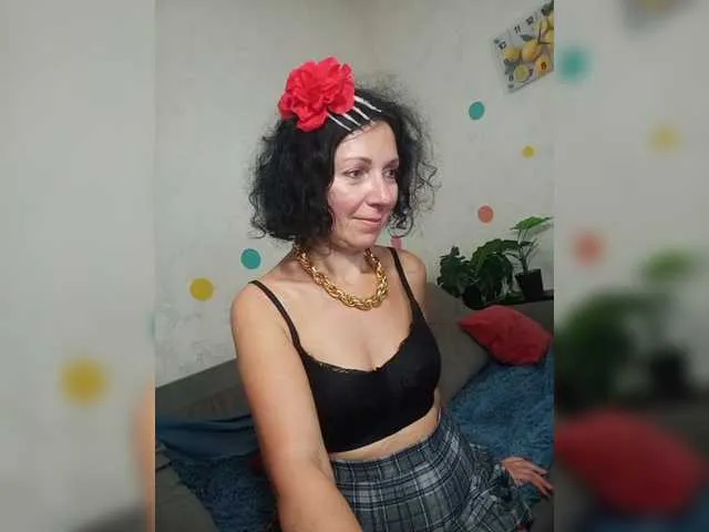 Naughty-Mailey – webcam model profile photo Image 2