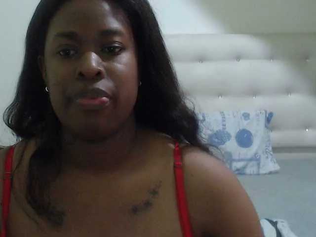 Alenkahot – webcam model profile photo Image 14