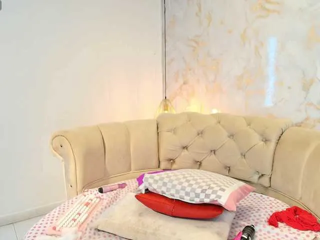 ohmygoddestkimmy – webcam model profile photo Image 17