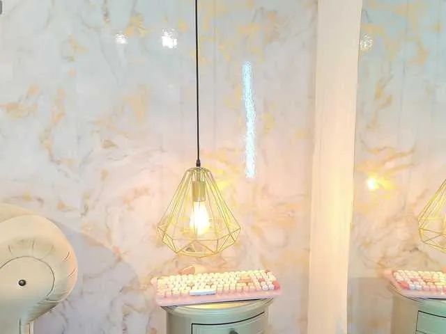 ohmygoddestkimmy – webcam model profile photo Image 19