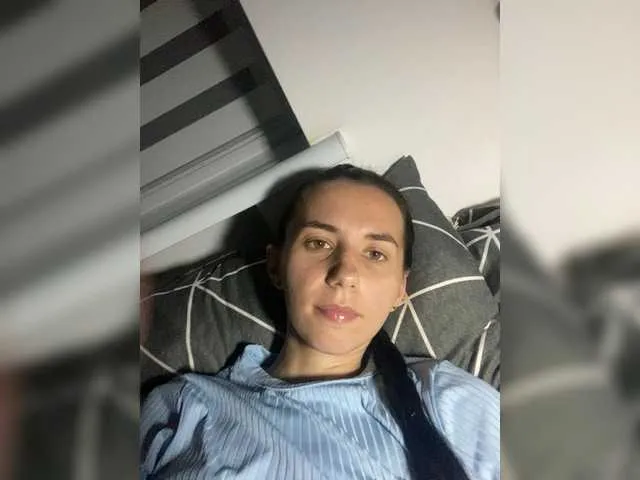NayaLight – webcam model profile photo