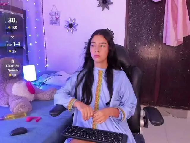 NaylaSaadi's Thumb Image