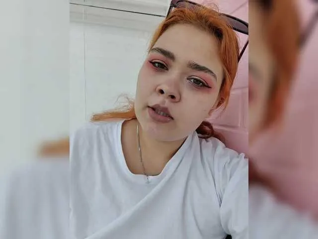rouxe_lee – webcam model profile photo Image 9