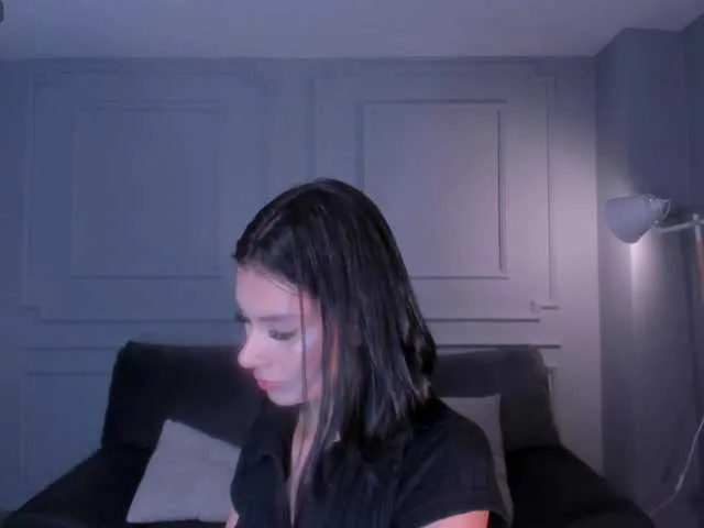 xunybany – webcam model profile photo Image 10