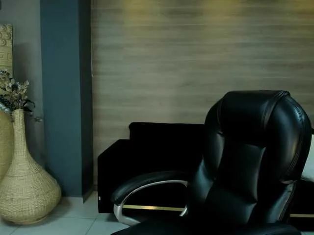 xunybany – webcam model profile photo Image 16