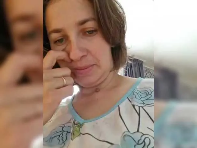 millemimi – webcam model profile photo Image 6