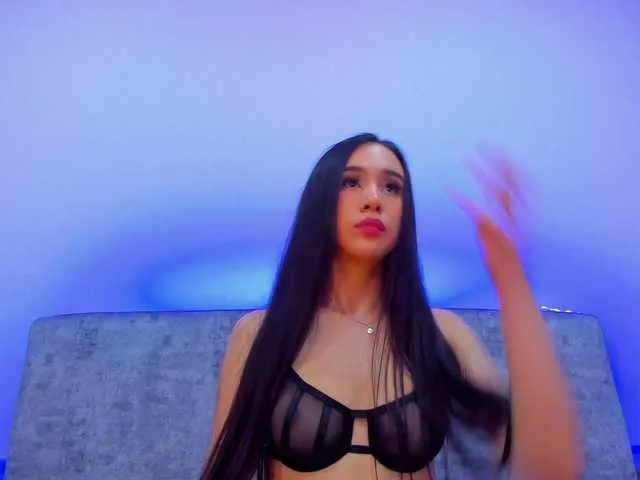 MinniMia – webcam model profile photo Image 14