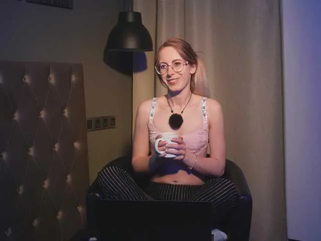 Nikki-Gia Image 19