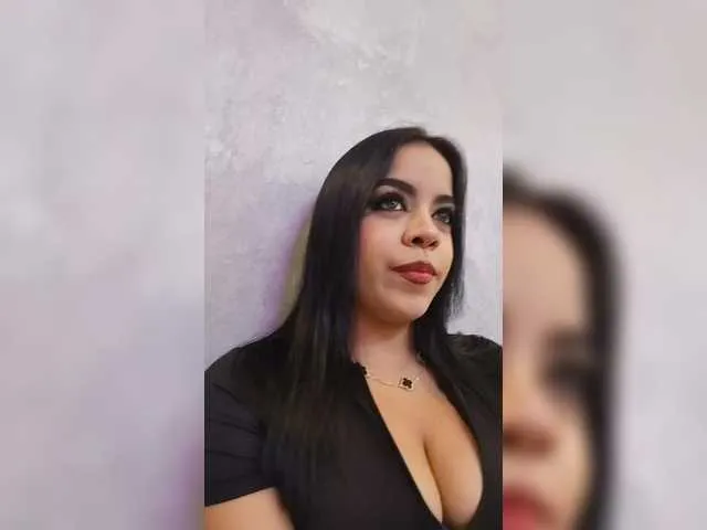 MaddieBryggs – webcam model profile photo Image 15