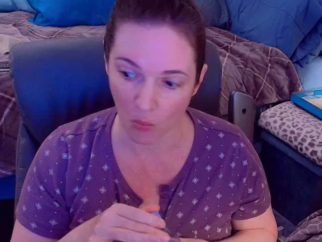 vixenvictoriaa – webcam model profile photo Image 10