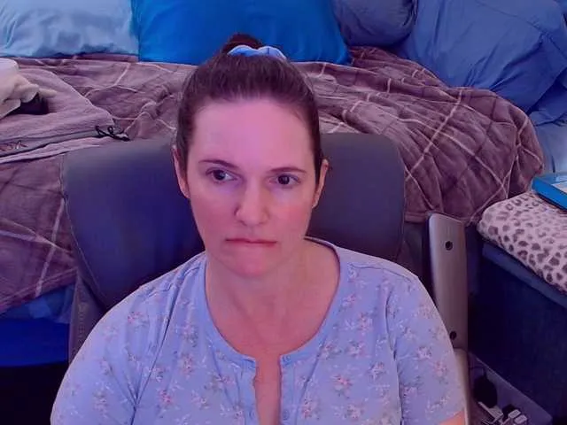 vixenvictoriaa – webcam model profile photo Image 12