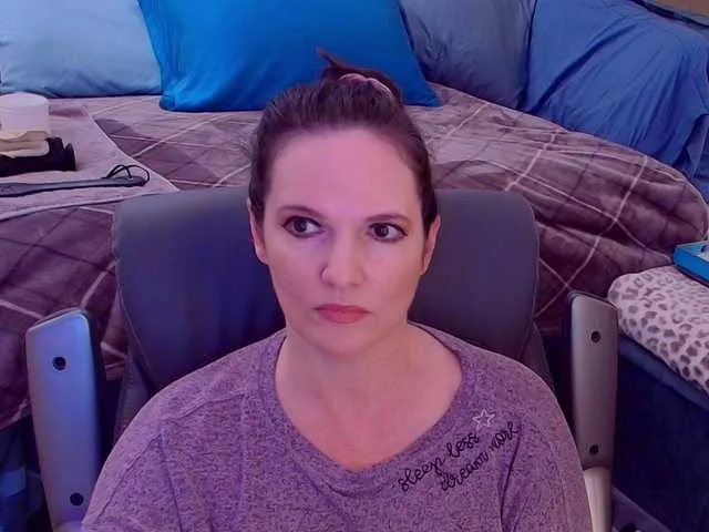 vixenvictoriaa – webcam model profile photo Image 17