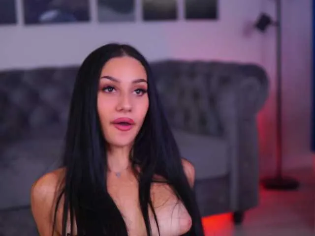 ftmblueyes – webcam model profile photo Image 12