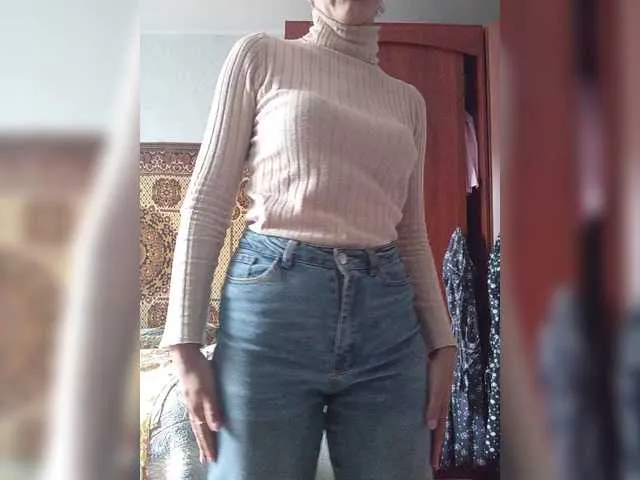 -Lana-Chester- – webcam model profile photo Image 12