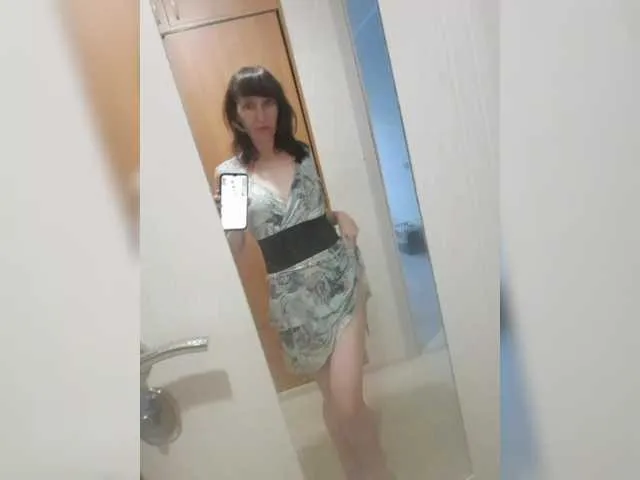 Laranya – webcam model profile photo Image 17