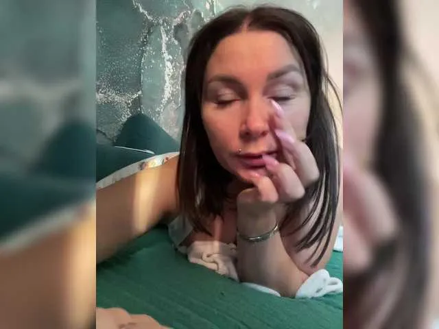 -Kitten-Meow- – webcam model profile photo Image 18