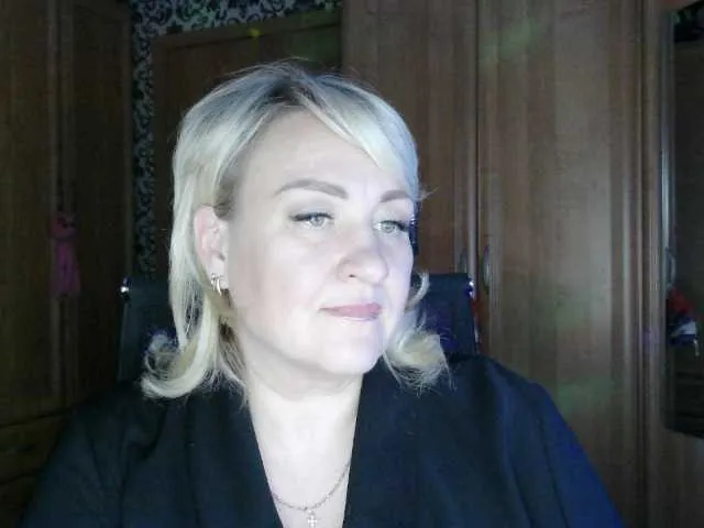 bunnydollstella – webcam model profile photo Image 14