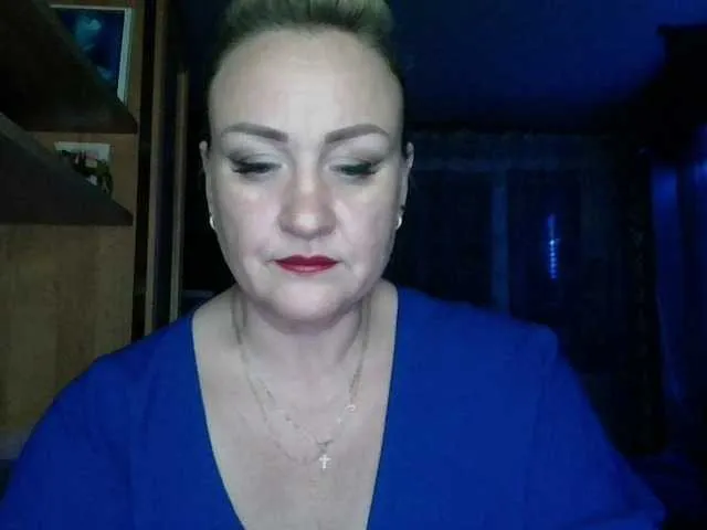 bunnydollstella – webcam model profile photo Image 5