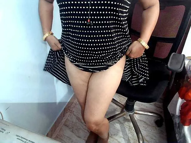 MurkaLux – webcam model profile photo Image 11