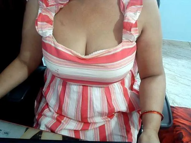 MurkaLux – webcam model profile photo Image 12