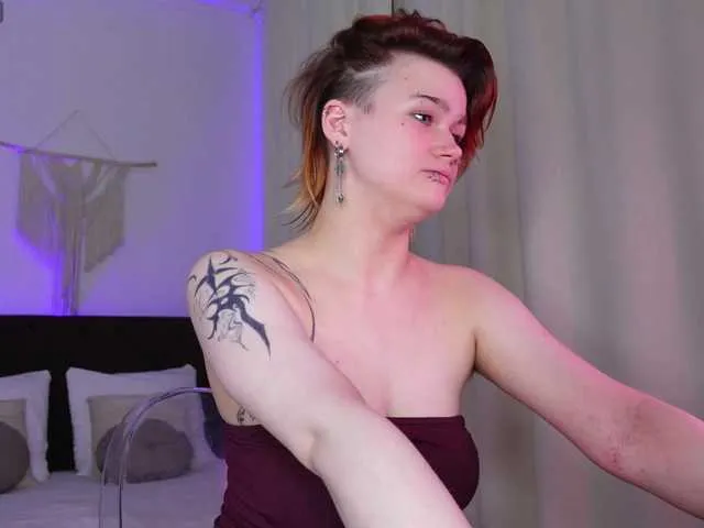 jskchwkdbcn – webcam model profile photo Image 4