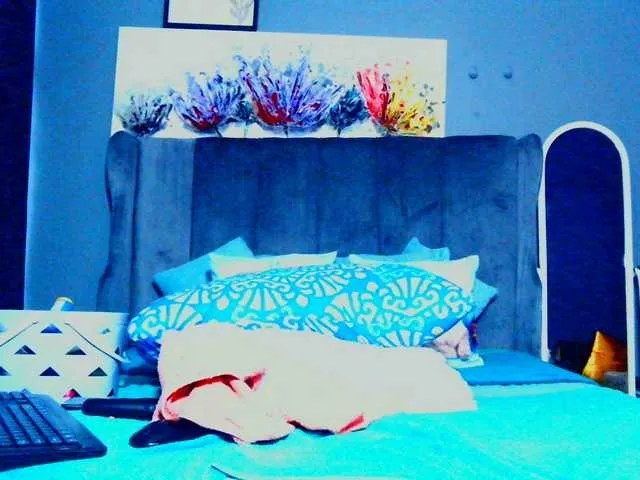 martaandserg – webcam model profile photo Image 8