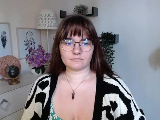 xunybany – webcam model profile photo Image 9