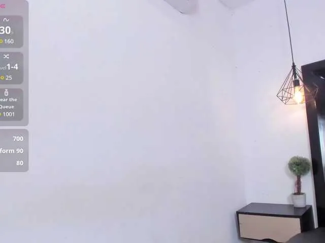 Petite-esther Image 18