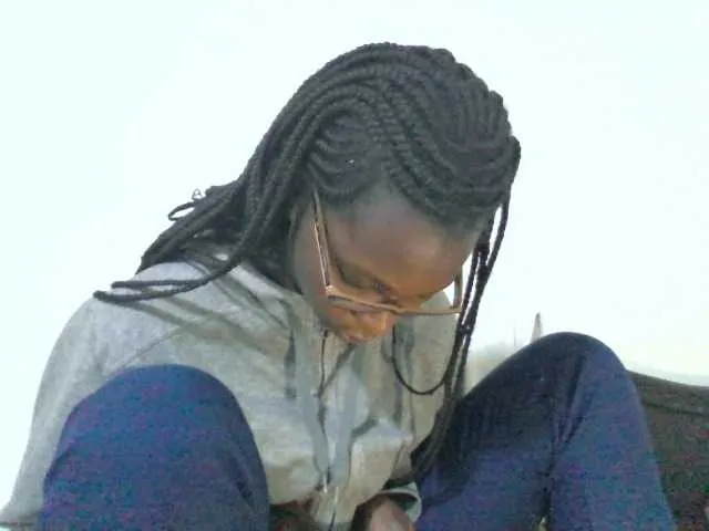 petitehotgirl Image 6