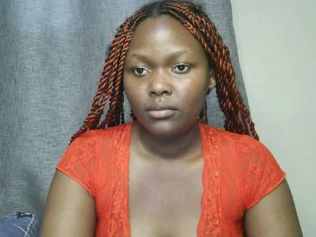 prettylynne – webcam model profile photo