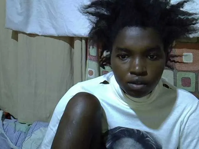 NatashaRouge – webcam model profile photo Image 4