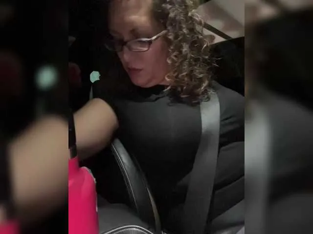 jskchwkdbcn – webcam model profile photo Image 15