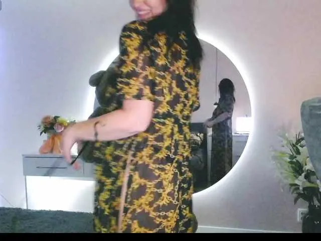 glossybabe_ – webcam model profile photo Image 8