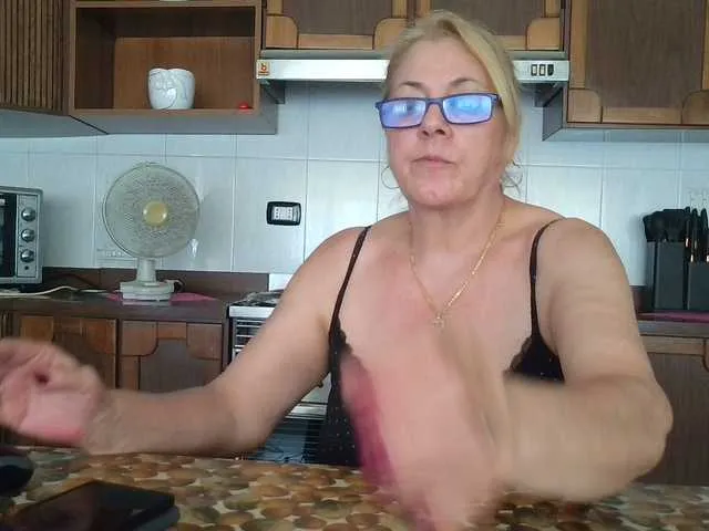fitcougarcb – webcam model profile photo Image 8
