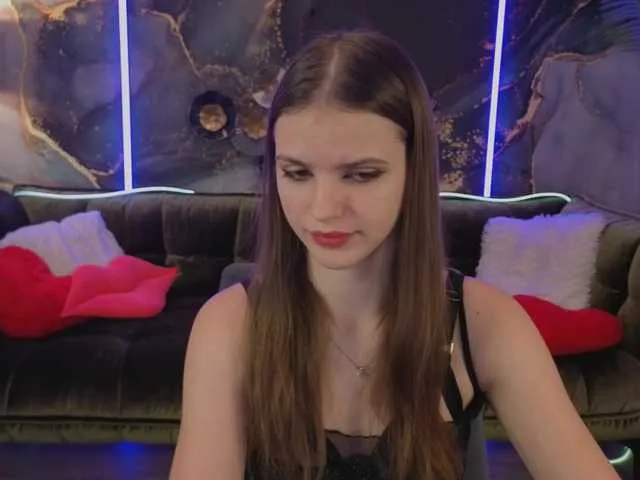 MaddieBryggs – webcam model profile photo Image 9