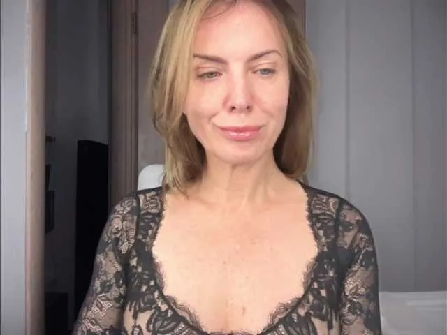 naughty_katrina1 – webcam model profile photo Image 15