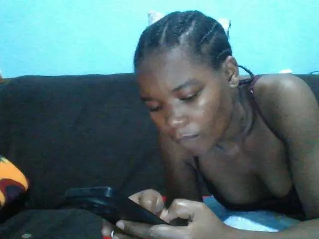 Sonya-reallsugar – webcam model profile photo Image 8