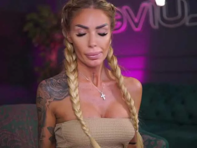 RaquelleVon Image 19
