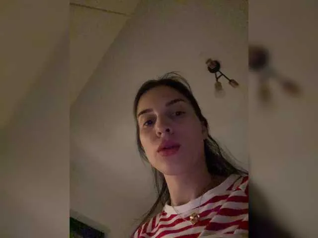 xlunami – webcam model profile photo Image 11