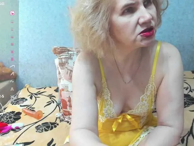 Red-hot-lips Image 12