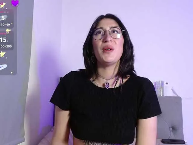 molochnaya000 – webcam model profile photo Image 12