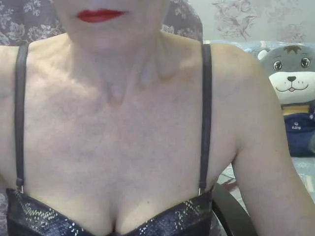 kaeliascorch – webcam model profile photo Image 14