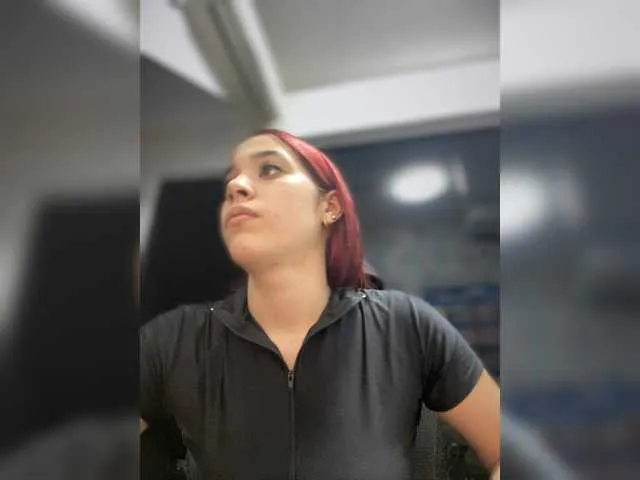 just_girlsgirls – webcam model profile photo Image 9