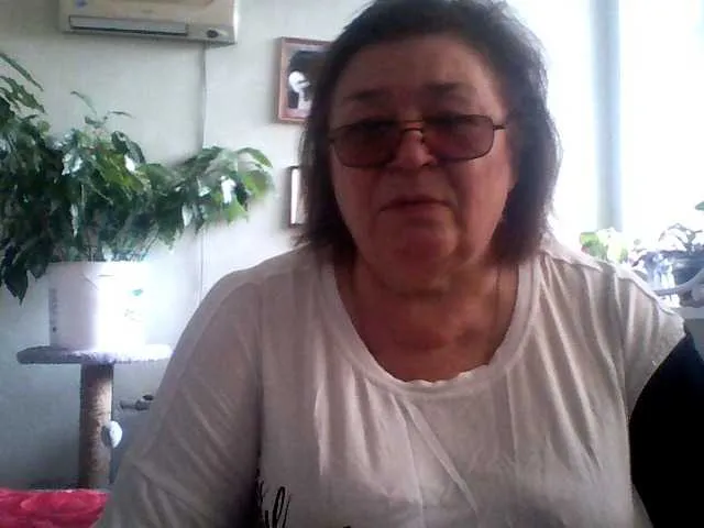 shayna_cute – webcam model profile photo Image 11