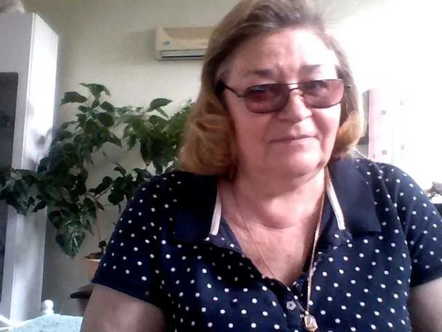 shayna_cute – webcam model profile photo Image 4