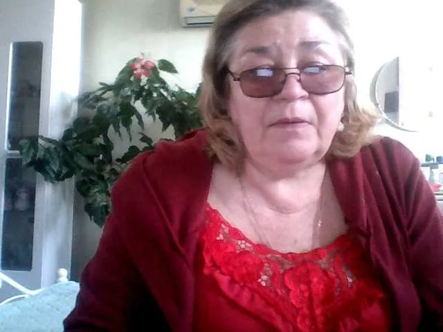 shayna_cute – webcam model profile photo Image 5