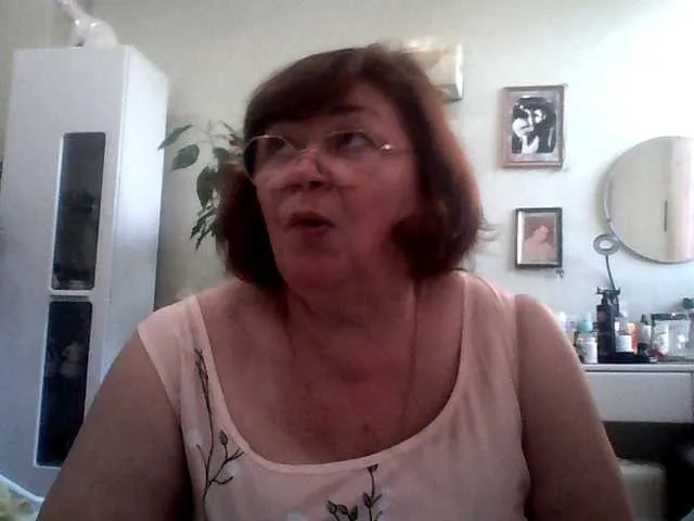 shayna_cute – webcam model profile photo Image 9