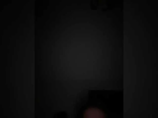 BloomJuliette – webcam model profile photo Image 15