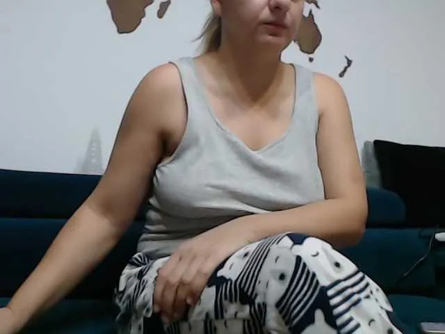 BloomJuliette – webcam model profile photo Image 19